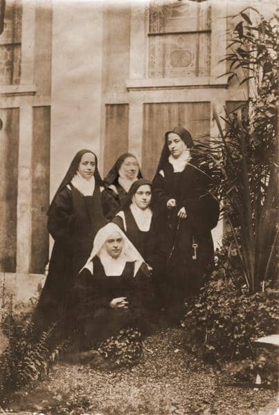saint-therese-of-lisieux10