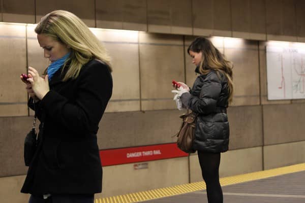 transportation201210subway-texting-cell-phones-